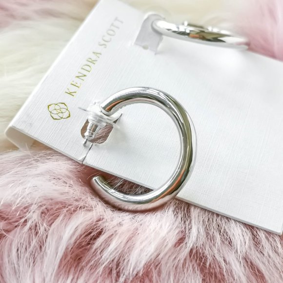 Kendra Scott Silver Colette Hoop Earrings - Picture 2 of 3